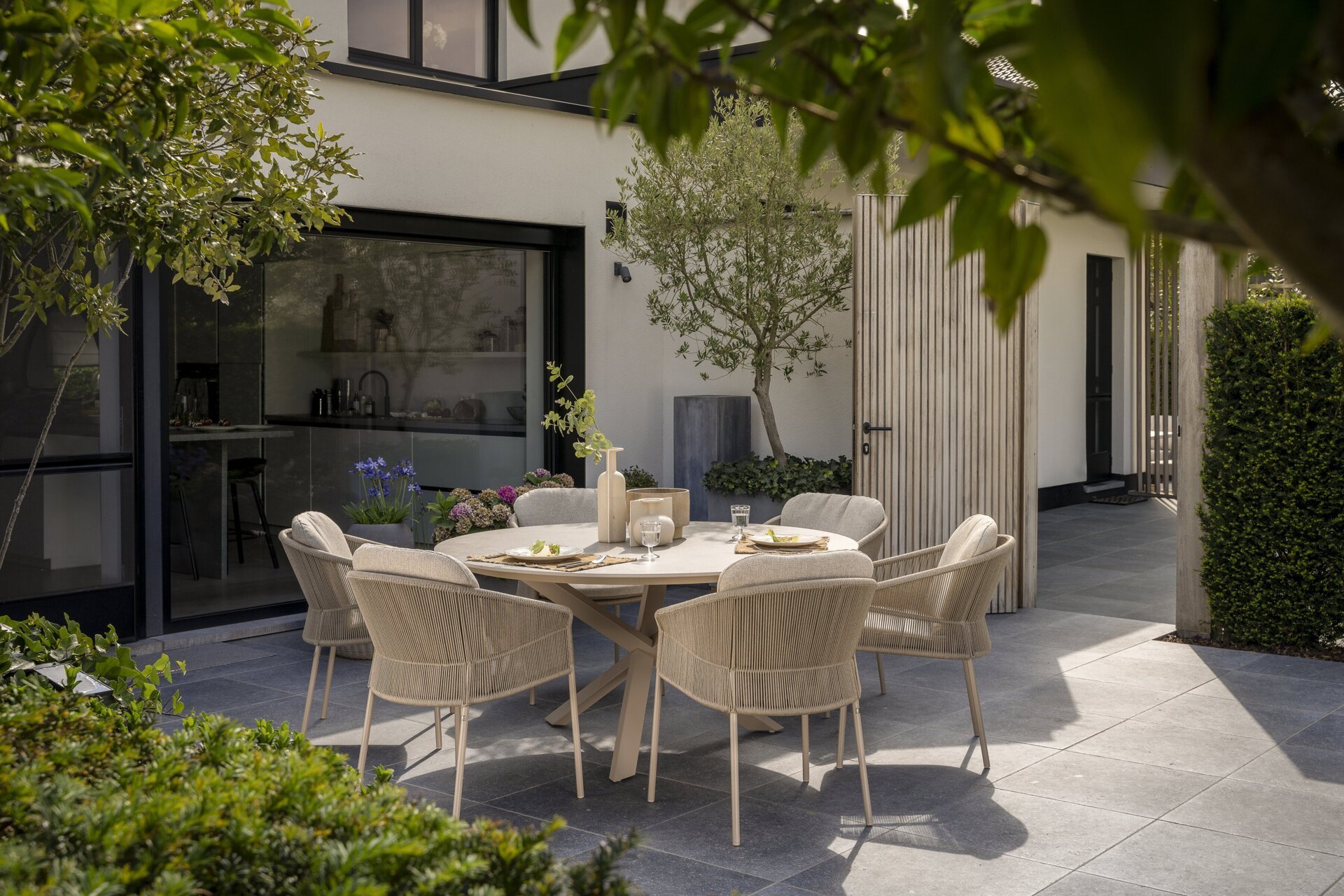 Florence dining set latte with Prado table 01.jpg