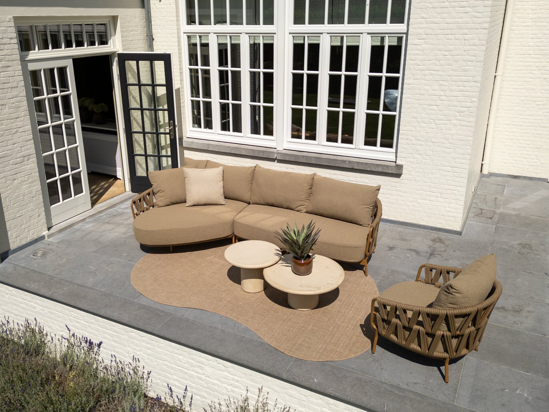 Biarritz chaise longue set with Hampton tables 06 - drone